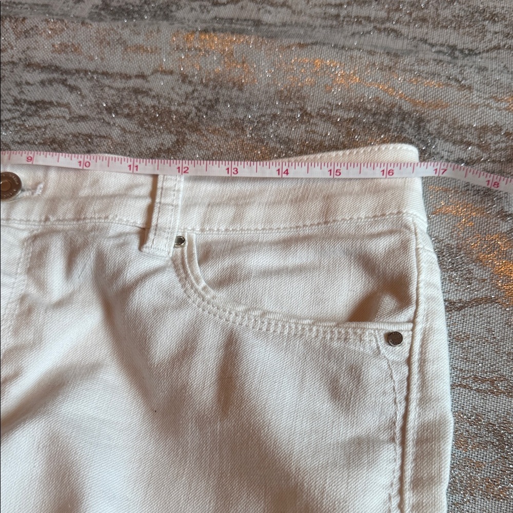 White House Black Market Cream Straight Leg Jeans - Picture 4 of 5